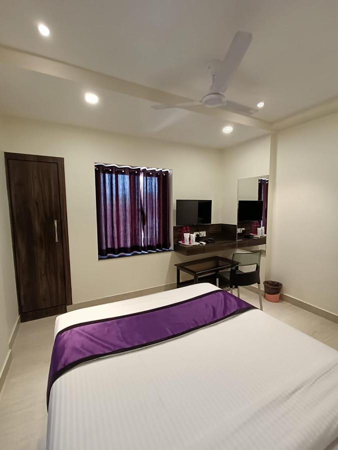 Sheldon Inn Calcutta  Esterno foto